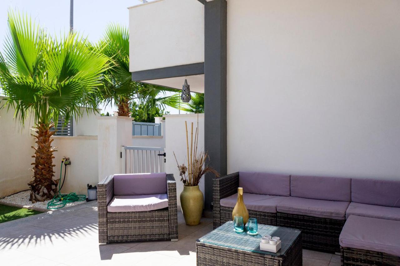 Bungalow Pink Garden Orihuela Exteriör bild